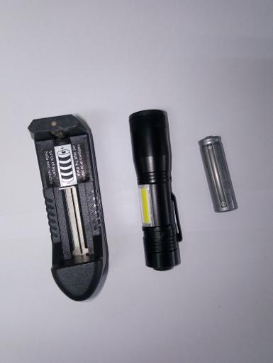 ไฟฉายSTRONG LIGHT FLASHLIGHT 